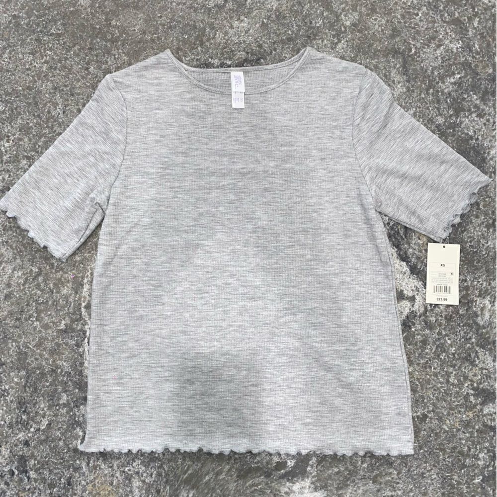 Women’s cozy gray t-shirt  